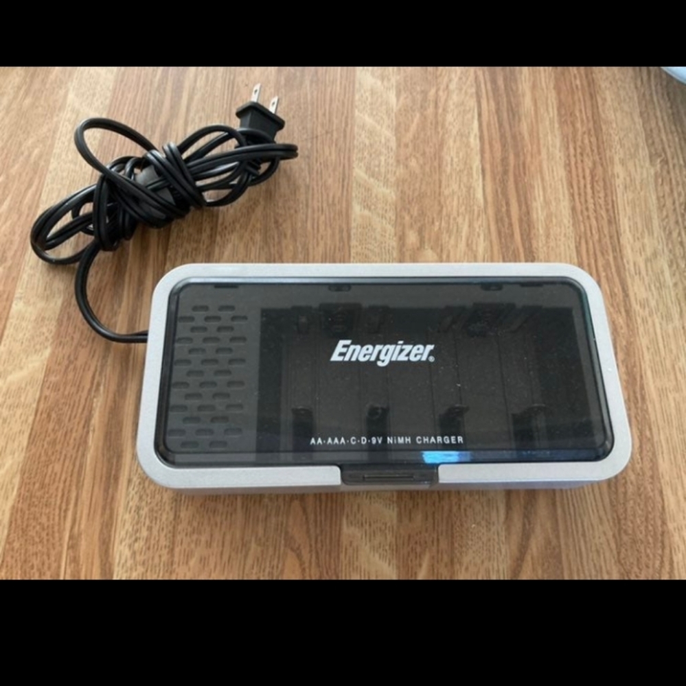 Energizer battery charger